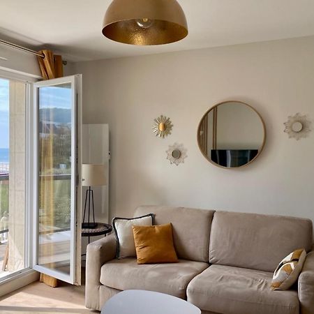 Apartmán The Ammonite Sea View With Large Balcony Bénerville-sur-Mer Exteriér fotografie